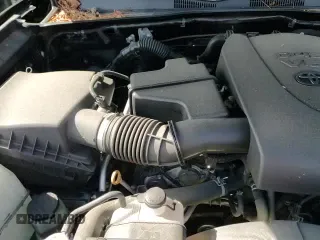 2018 Toyota Tacoma SR with VIN 3TMCZ5AN6JM135492, listed as a Copart auction lot 69133785 with 89,265 mi miles and Salvage title. Bid and sale history available at DreamBid. Image 13.