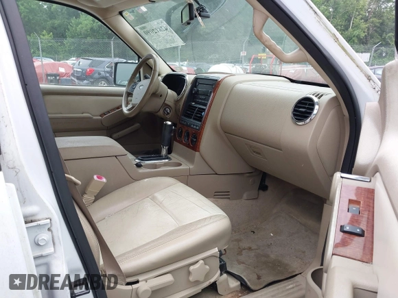 2007 Ford Explorer Eddie Bauer с VIN 1FMEU74E07UA75966, выставлен на аукционе IAAI как лот 42812090 с пробегом 258 244 миль миль и . История ставок и продаж доступна на DreamBid. Изображение 5.