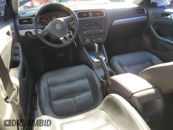 2014 Volkswagen Jetta Sedan SE w/Connectivity with VIN 3VWD07AJ3EM354078, listed as a Copart auction lot 44766995 with 137,117 mi miles and Clean Title. Bid and sale history available at carsss.com. Image 8.