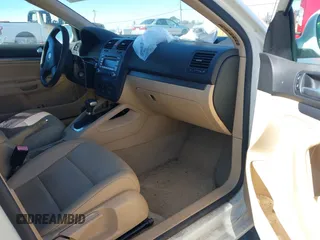 2007 Volkswagen Jetta с VIN 3VWSG81K27M010455, выставлен на аукционе IAAI как лот 41629842 с пробегом 212 750 миль миль и . История ставок и продаж доступна на DreamBid. Изображение 5.