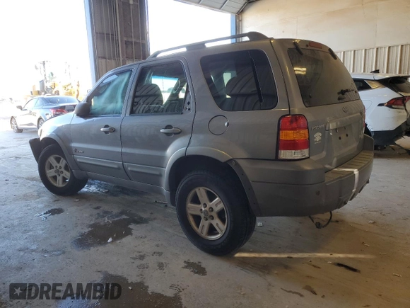 2007 Ford Escape Hybrid with VIN 1FMCU49H17KA07843, listed as a Copart auction lot 81152724 with 170,972 mi miles and Salvage Title. Bid and sale history available at carsss.com. Image 2.