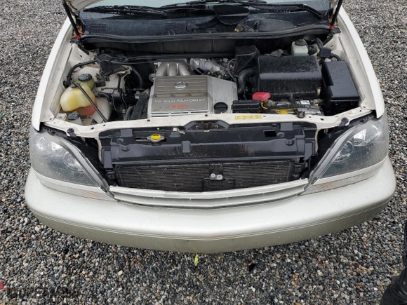 2000 Lexus RX 300 with VIN JT6HF10U6Y0135075, listed as a Copart auction lot 43470525 with 108,368 mi miles and Salvage Title. Bid and sale history available at carsss.com. Image 14.