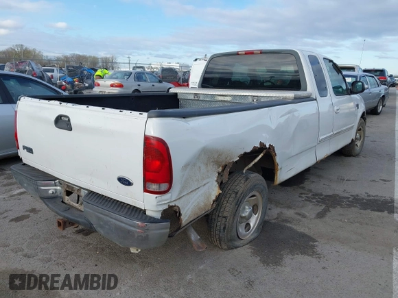 2000 Ford F-150 XL with VIN 1FTRX17W2YNA88695, listed as a IAAI auction lot 41840790 with 1 mi miles. Bid and sale history available at carsss.com. Image 4.