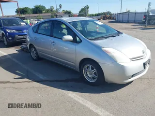 2005 Toyota Prius z VIN JTDKB20U057042667, wystawiony jako IAAI lot #42323736 z przebiegiem 200 839 mil mil oraz . Historia ofert i sprzedaży dostępna na DreamBid. Obrazek 1.