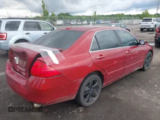 2007 Honda Accord EX-L z VIN 1HGCM65567A003449, wystawiony jako IAAI lot #42296473 z przebiegiem 261 602 mil mil oraz . Historia ofert i sprzedaży dostępna na DreamBid. Obrazek 4.