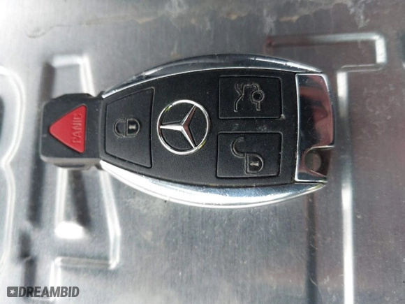 2018 Mercedes-Benz C-Class C 300 with VIN 55SWF4KB8JU281738, listed as a IAAI auction lot 41360436 with 61,170 mi miles. Bid and sale history available at carsss.com. Image 11.