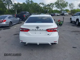 2022 Toyota Camry SE with VIN 4T1T11AK7NU668664, listed as a IAAI auction lot 41861383 with 7,843 mi miles. Bid and sale history available at carsss.com. Image 16.