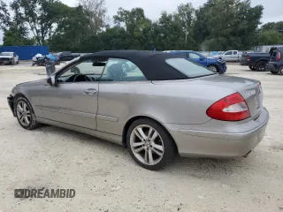 2006 Mercedes-Benz CLK 350 with VIN WDBTK56G26T065897, listed as a Copart auction lot 71630714 with 123,457 mi miles and Salvage Title. Bid and sale history available at carsss.com. Image 2.