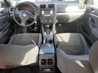 2009 Volkswagen Jetta S с VIN 3VWJZ71K99M049465, выставлен на аукционе Copart как лот 84696904 с пробегом 98 631 миль миль и Списание • Salvage title. История ставок и продаж доступна на DreamBid. Изображение 8.