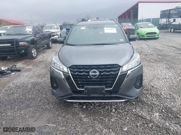 2022 Nissan Kicks SR with VIN 3N1CP5DV7NL505476, listed as a IAAI auction lot 41910024 with 29,149 mi miles. Bid and sale history available at carsss.com. Image 13.
