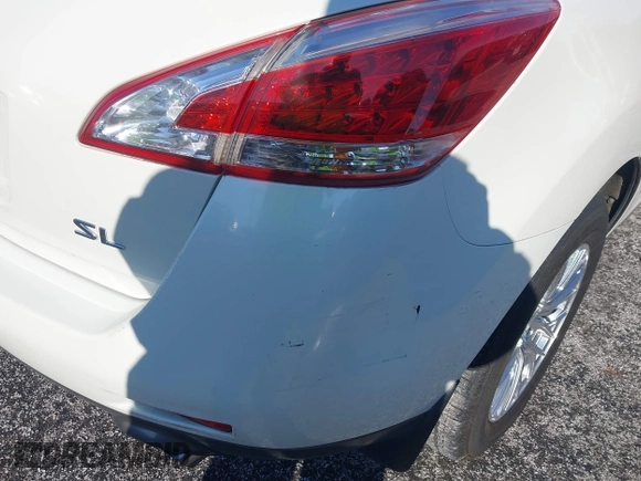 2011 Nissan Murano LE z VIN JN8AZ1MU2BW057849, wystawiony jako IAAI lot #41215629 z przebiegiem 195 651 mil mil oraz . Historia ofert i sprzedaży dostępna na DreamBid. Obrazek 15.