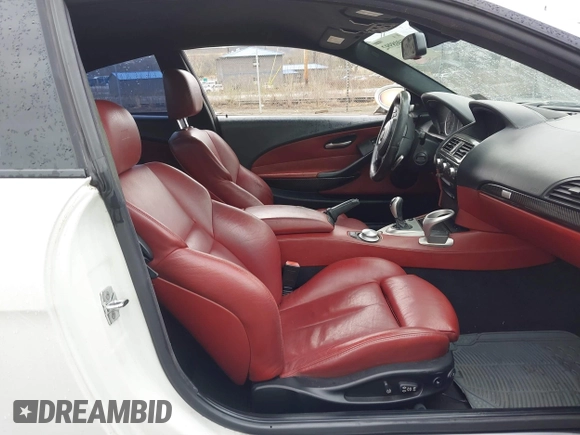 2007 BMW 6 Series M6 with VIN WBSEH93517CY23824, listed as a IAAI auction lot 41908992 with 117,695 mi miles. Bid and sale history available at carsss.com. Image 5.