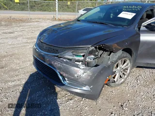 2015 Chrysler 200 Limited with VIN 1C3CCCABXFN653344, listed as a IAAI auction lot 41806428 with 198,835 mi miles. Bid and sale history available at carsss.com. Image 6.
