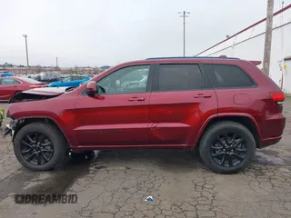 2018 Jeep Grand Cherokee Laredo E with VIN 1C4RJFAG6JC256341, listed as a IAAI auction lot 41635752 with 52,184 mi miles and . Bid and sale history available at DreamBid. Image 15.