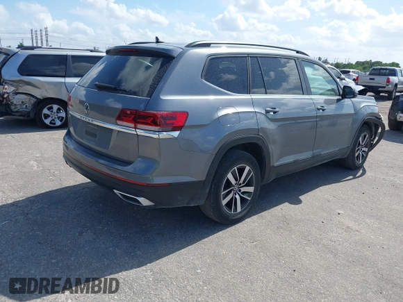 2022 Volkswagen Atlas SE with VIN 1V2DP2CA9NC542764, listed as a IAAI auction lot 42169444 with 33,506 mi miles and . Bid and sale history available at DreamBid. Image 4.