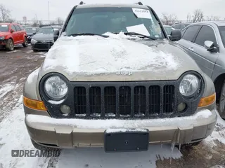 2006 Jeep Liberty Limited with VIN 1J4GL58K86W238011, listed as a IAAI auction lot 41612952 with 161,705 mi miles. Bid and sale history available at carsss.com. Image 13.