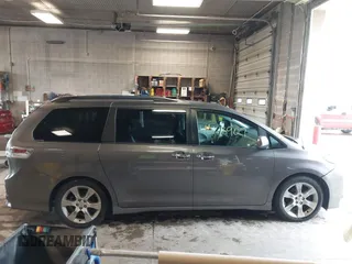 2013 Toyota Sienna SE с VIN 5TDXK3DC4DS355030, выставлен на аукционе IAAI как лот 42323907 с пробегом 190 836 миль миль и . История ставок и продаж доступна на DreamBid. Изображение 13.