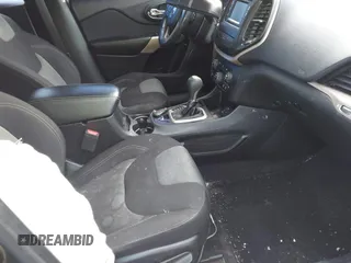 2017 Jeep Cherokee Altitude с VIN 1C4PJLAB6HW652837, выставлен на аукционе IAAI как лот 41459829 с пробегом 84 660 миль миль и . История ставок и продаж доступна на DreamBid. Изображение 5.