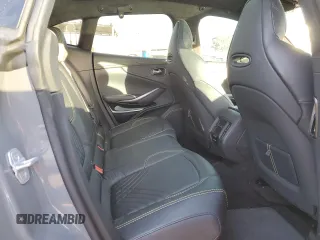 2022 Aston Martin DBX z VIN SD7VUJAW1NTV04534, wystawiony jako Copart lot #87969325 z przebiegiem 17 373 mil mil oraz Szkody całkowita. Historia ofert i sprzedaży dostępna na DreamBid. Obrazek 11.