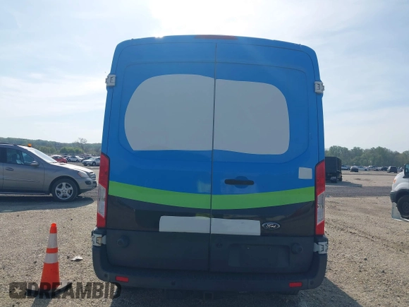 2016 Ford Transit с VIN 1FTYR2CV9GKB17375, выставлен на аукционе IAAI как лот 41748913 с пробегом 152 941 миль миль и . История ставок и продаж доступна на DreamBid. Изображение 16.