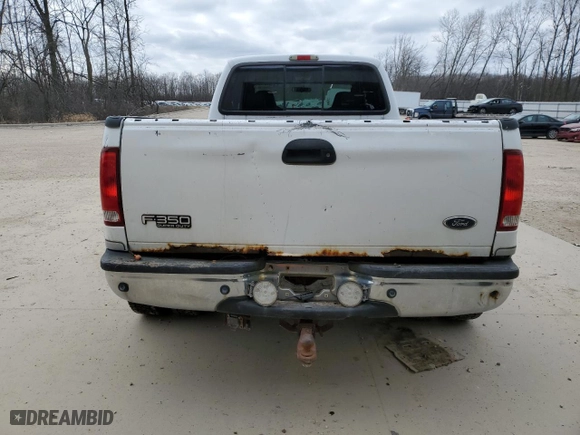 2004 Ford Super Duty F-350 DRW XL with VIN 1FTWW33P84ED67529, listed as a Copart auction lot 87078844 with 237,909 mi miles and Non Repairable. Bid and sale history available at carsss.com. Image 6.