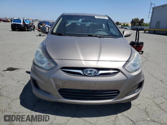 2012 Hyundai Accent GLS z VIN KMHCT4AE3CU197339, wystawiony jako Copart lot #55993685 z przebiegiem 218 401 mil mil oraz Szkody całkowita. Historia ofert i sprzedaży dostępna na DreamBid. Obrazek 5.