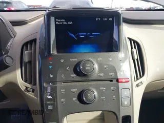 2014 Chevrolet Volt with VIN 1G1RD6E43EU130731, listed as a IAAI auction lot 41798604 with 136,113 mi miles and . Bid and sale history available at carsss.com. Image 18.