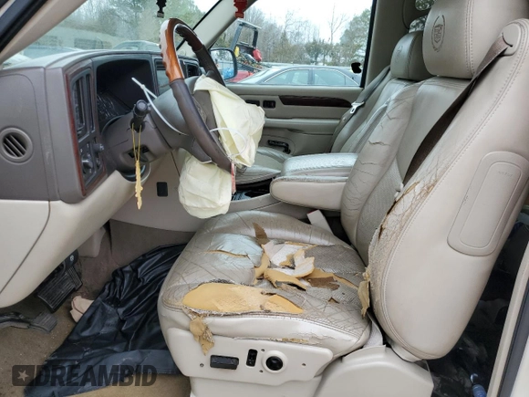 2005 Cadillac Escalade ESV z VIN 3GYFK66N65G216037, wystawiony jako Copart lot #48566035 z przebiegiem 248 970 mil mil oraz Szkody całkowita. Historia ofert i sprzedaży dostępna na DreamBid. Obrazek 7.