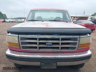 1992 Ford F-250 HD with VIN 1FTHF25H9NNA35383, listed as a IAAI auction lot 41969706 with 1 mi miles. Bid and sale history available at carsss.com. Image 6.