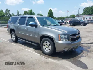 2007 Chevrolet Suburban LT with VIN 1GNFC16017J325881, listed as a IAAI auction lot 42441282 with 216,813 mi miles and . Bid and sale history available at DreamBid. Image 1.