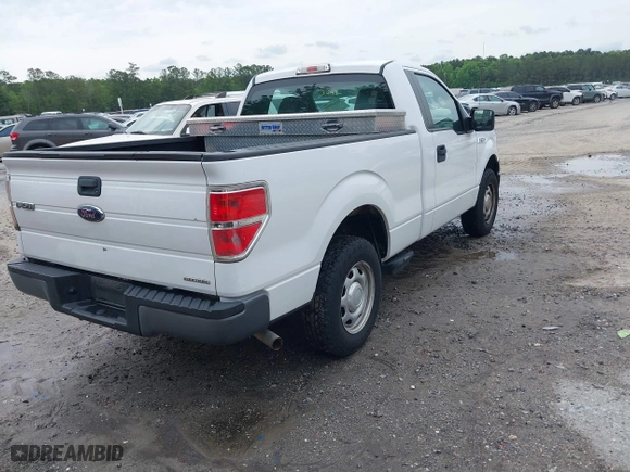 2014 Ford F-150 XL with VIN 1FTMF1CM5EKG22092, listed as a IAAI auction lot 41948999 with 156,233 mi miles. Bid and sale history available at carsss.com. Image 4.