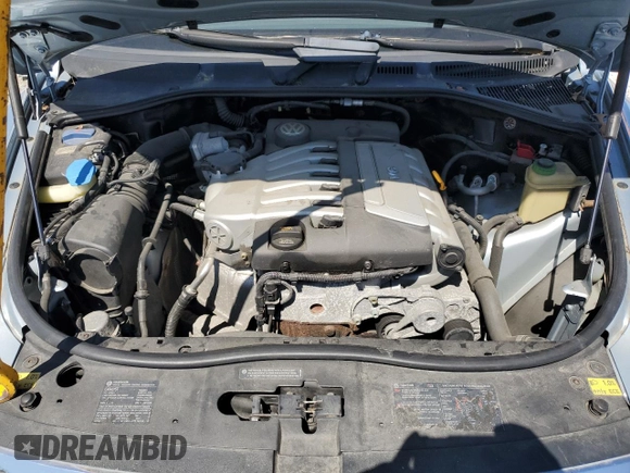 2006 Volkswagen Touareg 3.2L V6 with VIN WVGZG77L56D026456, listed as a Copart auction lot 53502675 with 168,446 mi miles and Clean Title. Bid and sale history available at DreamBid. Image 12.