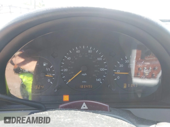 2001 Mercedes-Benz M 320/430/500 with VIN 4JGAB54E71A284509, listed as a IAAI auction lot 42637984 with 183,496 mi miles and . Bid and sale history available at DreamBid. Image 7.