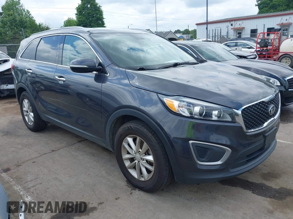 2016 Kia Sorento LX with VIN 5XYPG4A3XGG117695, listed as a IAAI auction lot 42158518 with 86,318 mi miles. Bid and sale history available at carsss.com. Image 13.