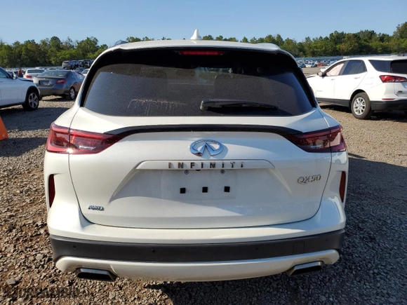 2022 Infiniti QX50 LUXE with VIN 3PCAJ5BB3NF107145, listed as a Copart auction lot 70091034 with 35,513 mi miles and Salvage Title. Bid and sale history available at carsss.com. Image 6.