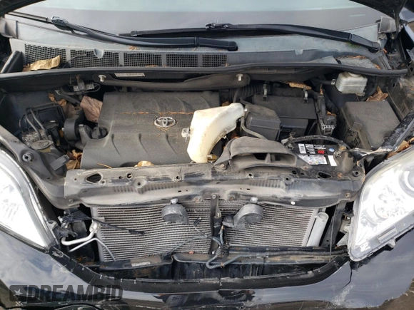 2016 Toyota Sienna LE AAS z VIN 5TDKK3DC7GS712022, wystawiony jako Copart lot #79108114 z przebiegiem 78 235 mil mil oraz Szkoda całkowita • Salvage title. Historia ofert i sprzedaży dostępna na DreamBid. Obrazek 12.