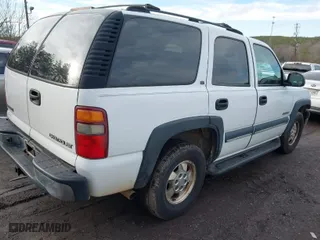 2002 Chevrolet Tahoe LS with VIN 1GNEC13Z82R182629, listed as a IAAI auction lot 41470283 with 248,481 mi miles. Bid and sale history available at carsss.com. Image 4.