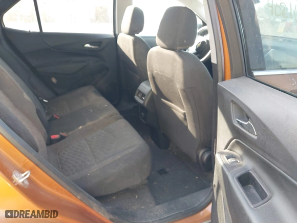 2018 Chevrolet Equinox LT with VIN 2GNAXSEVXJ6170804, listed as a IAAI auction lot 40216324 with 94,496 mi miles. Bid and sale history available at carsss.com. Image 8.