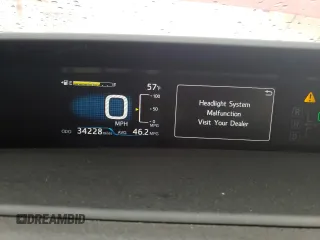 2019 Toyota Prius LE z VIN JTDL9RFU3K3008712, wystawiony jako Copart lot #55384635 z przebiegiem 34 228 mil mil oraz Szkoda całkowita • Salvage title. Historia ofert i sprzedaży dostępna na DreamBid. Obrazek 9.