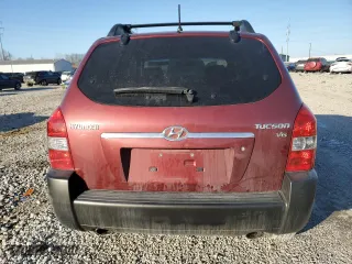2008 Hyundai Tucson SE with VIN KM8JN12D68U820689, listed as a Copart auction lot 42681885 with 87,457 mi miles and Salvage Title. Bid and sale history available at carsss.com. Image 6.