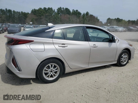 2018 Toyota Prius Plus with VIN JTDKARFP2J3095918, listed as a Copart auction lot 53700165 with 40,543 mi miles and Salvage Title. Bid and sale history available at DreamBid. Image 3.
