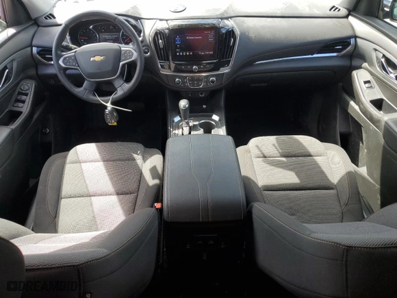 2020 Chevrolet Traverse LT Cloth with VIN 1GNEVGKW7LJ324957, listed as a Copart auction lot 52123615 with 28,135 mi miles and Salvage Title. Bid and sale history available at carsss.com. Image 8.
