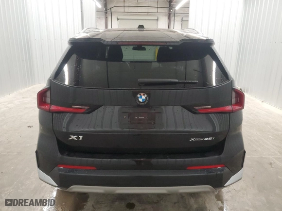 2024 BMW X1 xDrive28i with VIN WBX73EF0XR5Y84249, listed as a Copart auction lot 49633445 with 19,711 mi miles and Clean Title. Bid and sale history available at carsss.com. Image 6.