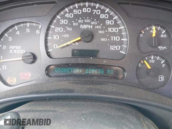 2004 Chevrolet Silverado 1500 LS with VIN 2GCEC19V241233129, listed as a IAAI auction lot 42068152 with 220,636 mi miles and . Bid and sale history available at DreamBid. Image 7.
