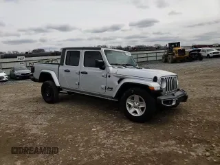 2022 Jeep Gladiator Sport S with VIN 1C6HJTAG5NL117583, listed as a Copart auction lot 51912425 with 69,739 mi miles and Salvage title. Bid and sale history available at DreamBid. Image 10.
