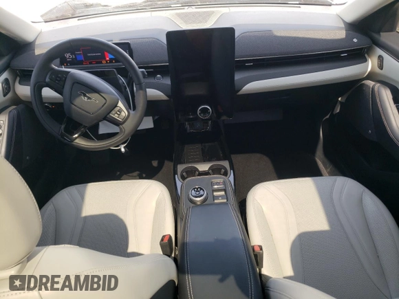 2022 Ford Mustang Mach-E Premium with VIN 3FMTK3SU4NMA11494, listed as a Copart auction lot 61605875 with 23,879 mi miles and Salvage title. Bid and sale history available at DreamBid. Image 8.