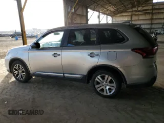 2018 Mitsubishi Outlander ES z VIN JA4AZ3A36JZ042328, wystawiony jako Copart lot #85902994 z przebiegiem 129 936 mil mil oraz Szkoda całkowita • Salvage title. Historia ofert i sprzedaży dostępna na DreamBid. Obrazek 2.