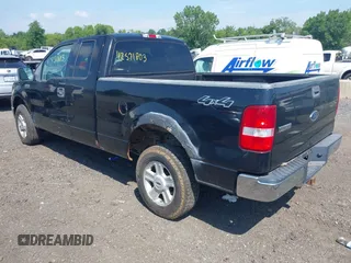 2004 Ford F-150 XLT z VIN 1FTPX14524FA41402, wystawiony jako IAAI lot #42571803 z przebiegiem 160 983 mil mil oraz . Historia ofert i sprzedaży dostępna na DreamBid. Obrazek 3.