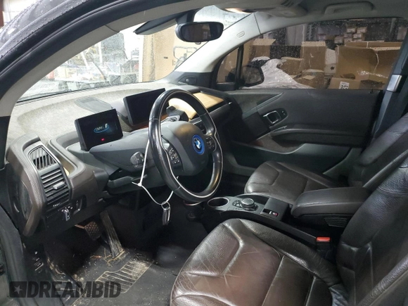 2015 BMW i3 z VIN WBY1Z4C55FV502697, wystawiony jako Copart lot #56302635 z przebiegiem 102 646 mil mil oraz Czysty tytuł • Clean title. Historia ofert i sprzedaży dostępna na DreamBid. Obrazek 8.