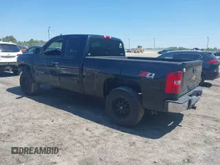 2013 Chevrolet Silverado 1500 LT with VIN 1GCRKSE71DZ411511, listed as a IAAI auction lot 41996180 with 141,934 mi miles and . Bid and sale history available at DreamBid. Image 3.